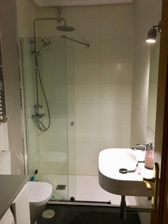 Vut Plaza Del Rastro Apartment อาบีลา ภายนอก รูปภาพ